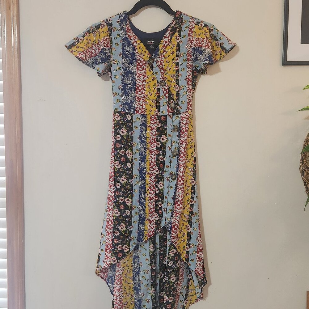 by&by Girls 7 Flutter Sleeve Multicolored Capo Stripe Floral Hi Low Dress